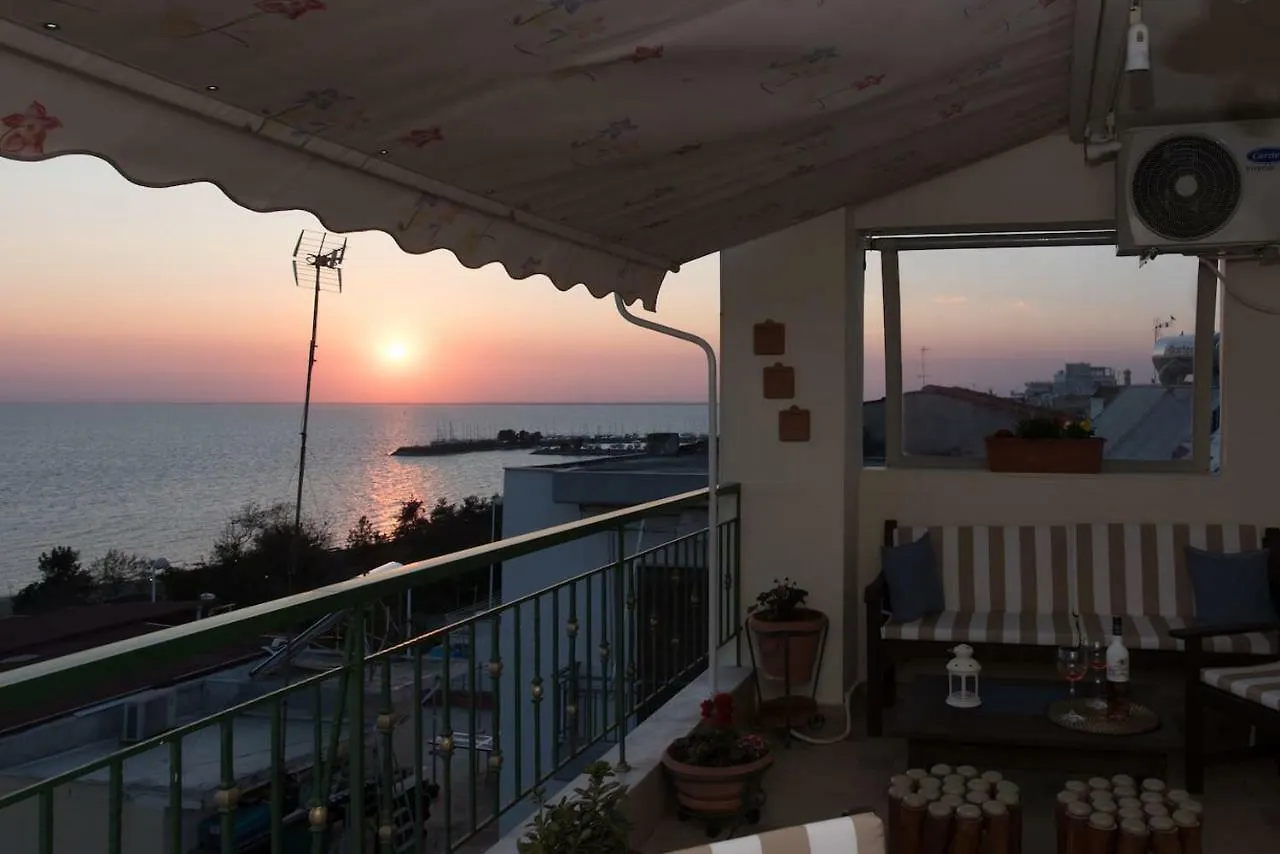 Apartment With Marina View Thessalonique Grèce
