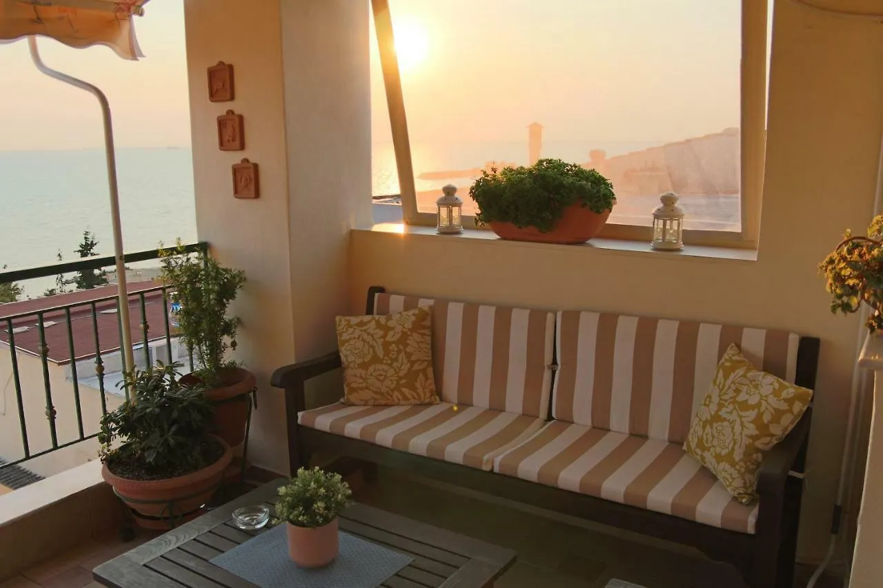 Apartment With Marina View Thessalonique